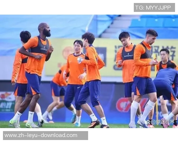 中超焦点战江苏队迎战恒大队双方争夺季后赛名额的关键对决